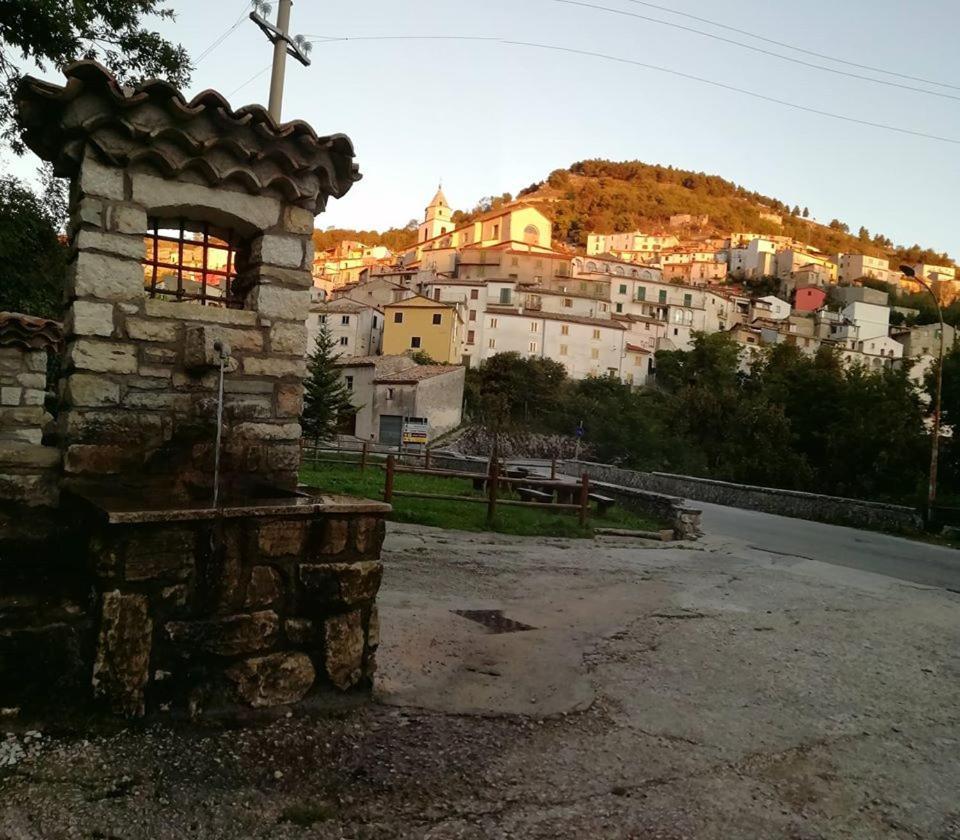 B&B Il Buon Cammino Roccamandolfi Bagian luar foto